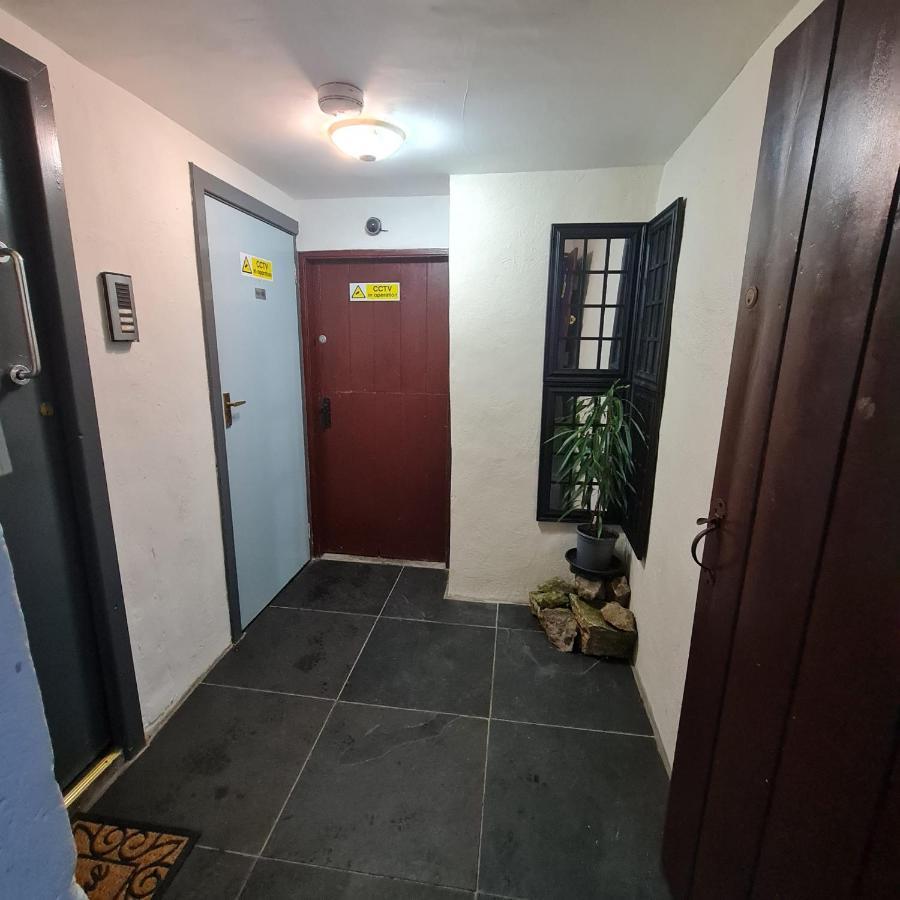 Town Centre Maisonette อัลเวอร์สตัน ภายนอก รูปภาพ